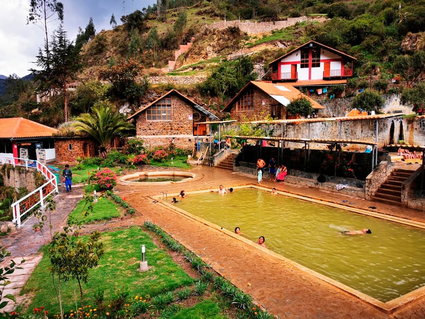 Lares thermal baths